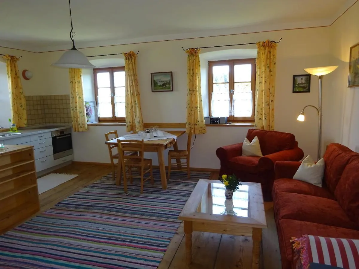 Apartment Ferienwohnung Sprenghof Breitbrunn am Chiemsee