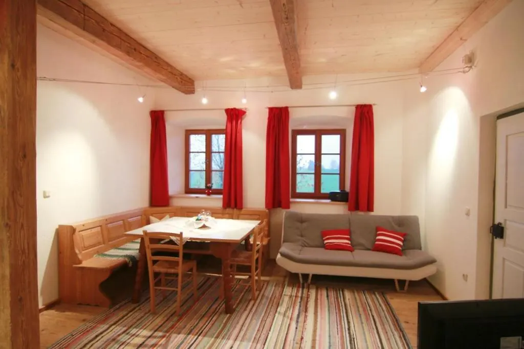 Appartement Sprenghof à Breitbrunn am Chiemsee 0*,