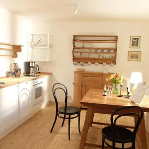  Apartment Gartenstudio-apartment Tausendfreund - Adults Only - Am Chiemsee